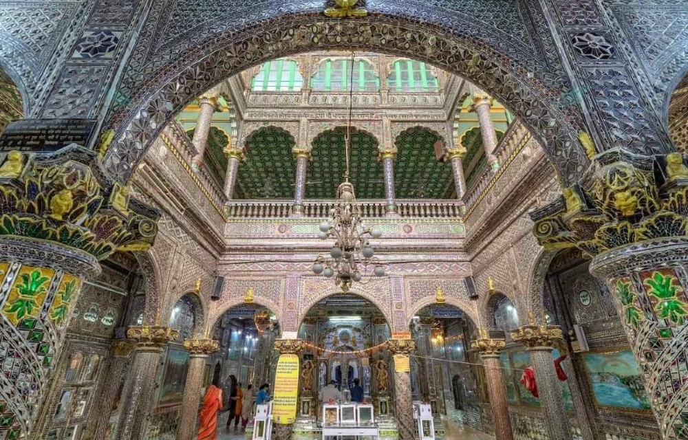 Attractions Image